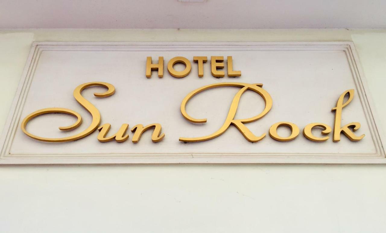 Hotel Sun Rock Kanyakumari Bagian luar foto